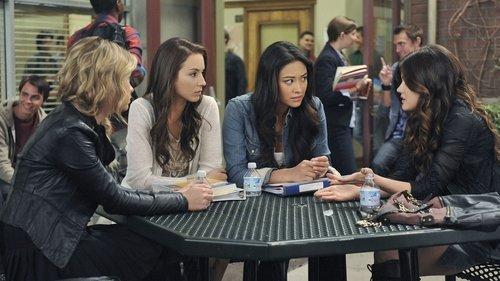 Pretty Little Liars Season 2 Episode 17 - Blond Leading the Blind