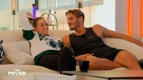 The Power : Qui a le pouvoir ? Season 1 Episode 8 - Episode 8