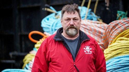 Deadliest Catch Season 18 Episode 2 - Crushed at Sea