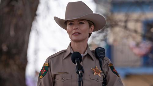 undefined Season 3 Episode 4 - Walk on the Ocean