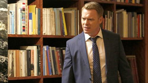 undefined Season 5 Episode 10 - The Informant