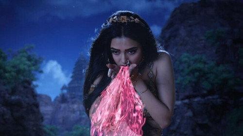 Naagin Season 6 Episode 15 - Pratha's Heroic Act