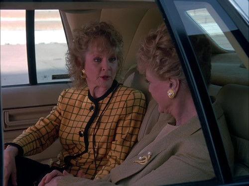 Murder, She Wrote Season 9 Episode 15 - The Petrified Florist