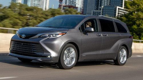MotorWeek Season 40 Episode 21 - Toyota Sienna