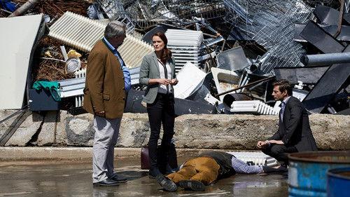 Die Rosenheim-Cops Season 18 Episode 17 - A Father Rarely Comes Alone