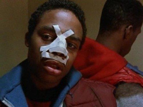 Law & Order Season 1 Episode 6 - Everybody's Favorite Bagman