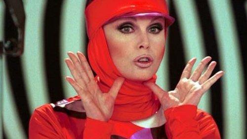 undefined Season 4 Episode 3 - Paris