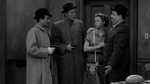 The Honeymooners Season 1 Episode 29 - Trapped