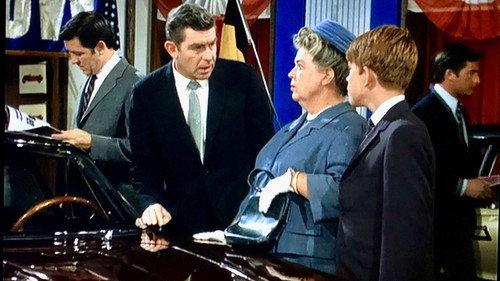 The Andy Griffith Show Season 8 Episode 22 - Goober Goes to an Auto Show