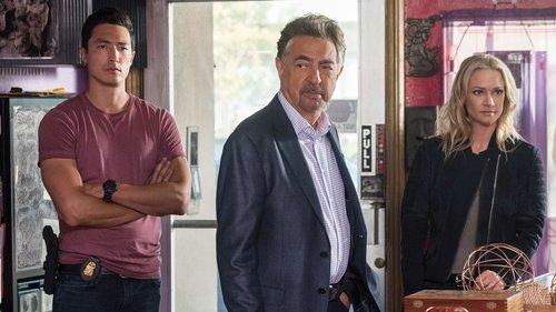 undefined Season 13 Episode 7 - Dust and Bones