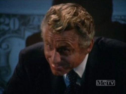 Hawaii Five-O Season 3 Episode 18 - F.O.B. Honolulu (1)