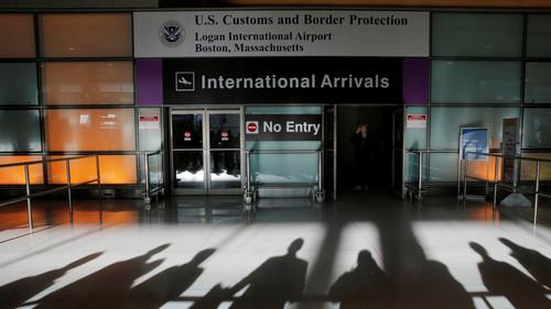 PBS News Hour Season 42 Episode 21 - January 30, 2017