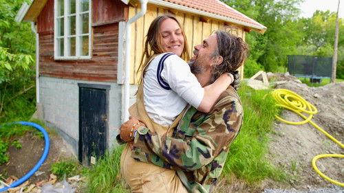 Hjälp, vi har köpt en bondgård! Season 2 Episode 8 - "Are You Going to Sit Behind Me Like Patrick Swayze?"