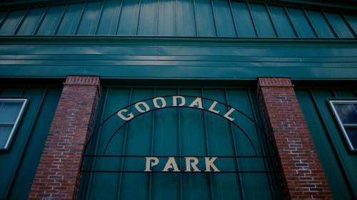 E:60 Season 14 Episode 10 - The Hero of Goodall Park