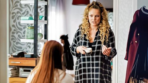 Przyjaciółki Season 17 Episode 12 - Episode 12