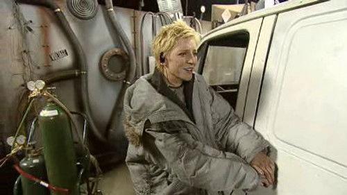 Scrapheap Challenge Season 4 Episode 4 - Street Cleaner