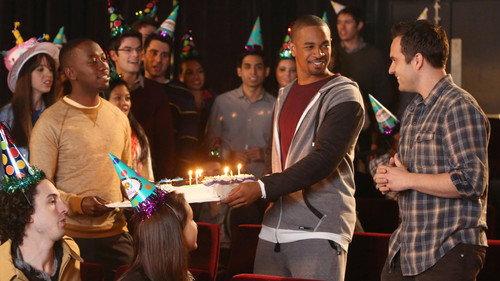 New Girl Season 3 Episode 13 - Birthday