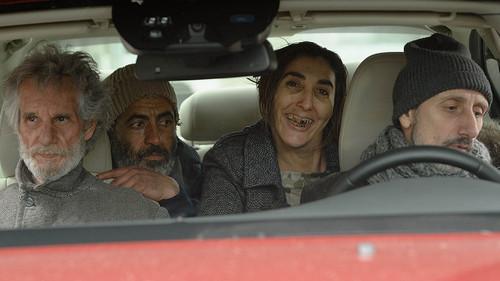 La que se avecina Season 6 Episode 3 - Una arqueta, un mercadillo y una ejecución hipotecaria