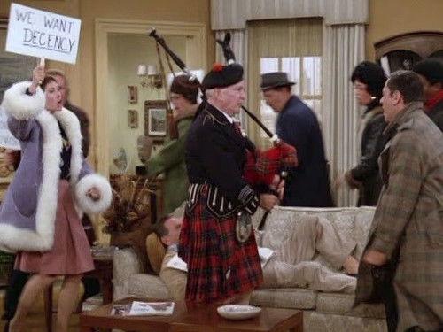 The Odd Couple Season 5 Episode 17 - The Rent Strike