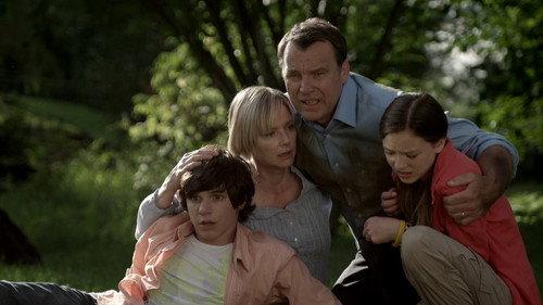 R. L. Stine's The Haunting Hour Season 2 Episode 10 - The Hole