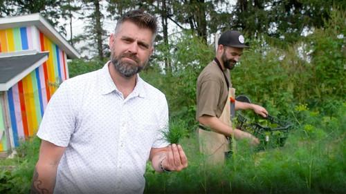 Wisconsin Foodie Season 13 Episode 8 - Keewaydin Farms | Driftless Curiosity