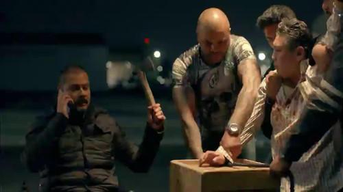 La piloto Season 2 Episode 12 - Episode 12