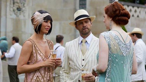 Private Eyes Season 4 Episode 1 - Family Plot