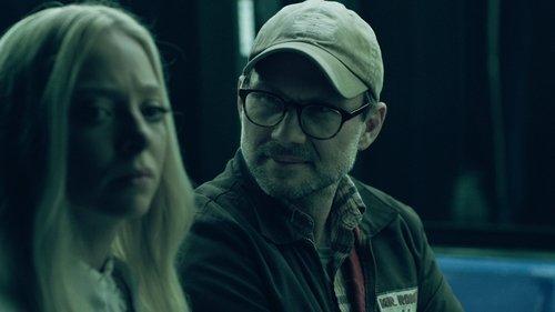 Mr. Robot Season 3 Episode 1 - eps3.0_power-saver-mode.h