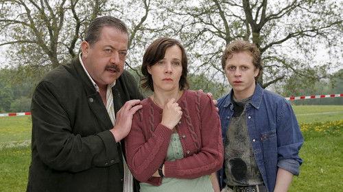 Die Rosenheim-Cops Season 9 Episode 13 - Gefährliche Nachbarn