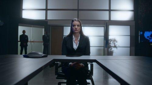 Travelers Season 3 Episode 1 - Ilsa