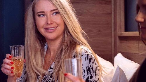 De dyre piger Season 3 Episode 4 - Fest og store følelser