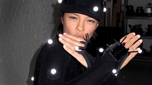 Bang Goes the Theory Season 4 Episode 7 - Singing Road, Dad Dancing, DNA Family Tree