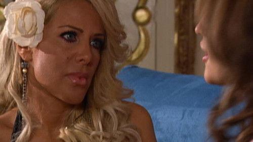 Lola… Once Upon a Time Season 1 Episode 17 - Episode 17