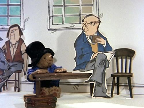 Paddington Bear Season 1 Episode 8 - Paddington Makes a Bid