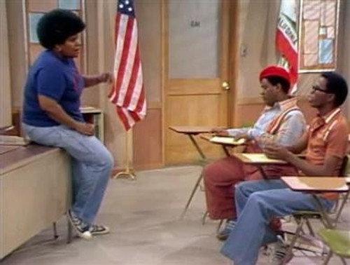 What's Happening!! Season 2 Episode 21 - Shirley Is a Mother