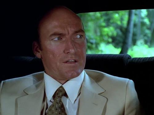 Hawaii Five-O Season 12 Episode 15 - The Golden Noose