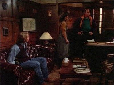 Coach Season 2 Episode 4 - If a Coach Falls in the Woods (2)