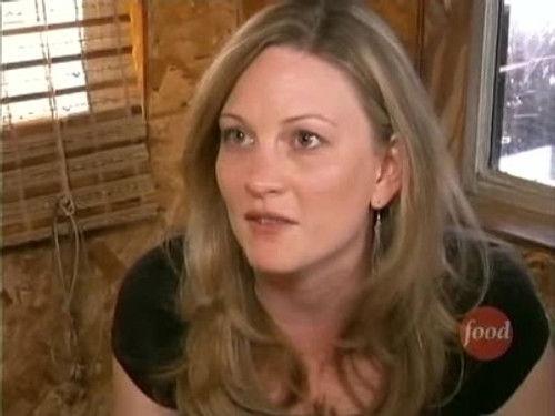 Diners, Drive-Ins and Dives Season 9 Episode 1 - Surf 'n Turf