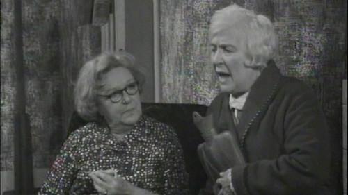 On the Buses Season 2 Episode 4 - Aunt Maud