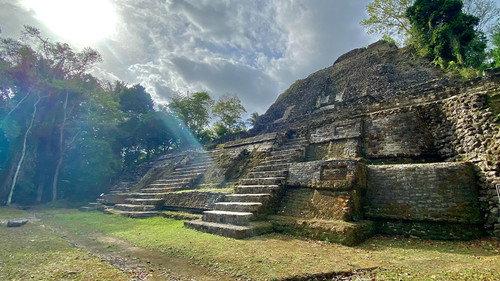 NOVA Season 48 Episode 25 - Ancient Maya Metropolis