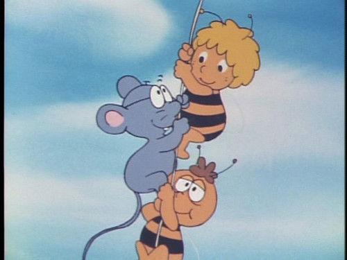 Maya the Bee Season 2 Episode 40 - Hoodlums Of The Meadow