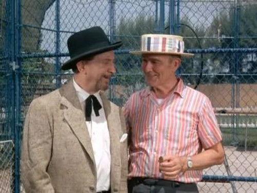 Flipper Season 1 Episode 9 - Mr. Marvello