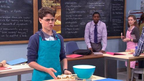 Max & Shred Season 1 Episode 9 - The Half-Cab Robot Baby Bonk