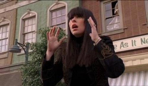 Ghost Whisperer Season 1 Episode 21 - Free Fall