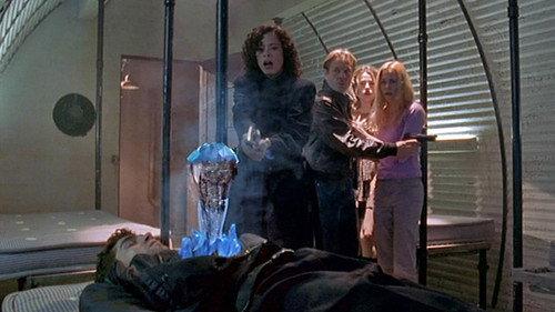 Roswell Season 2 Episode 14 - How the Other Half Lives