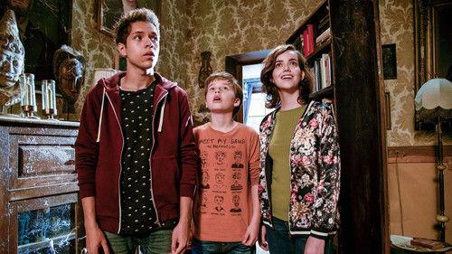 Hunter Street Season 1 Episode 3 - The Secret Room