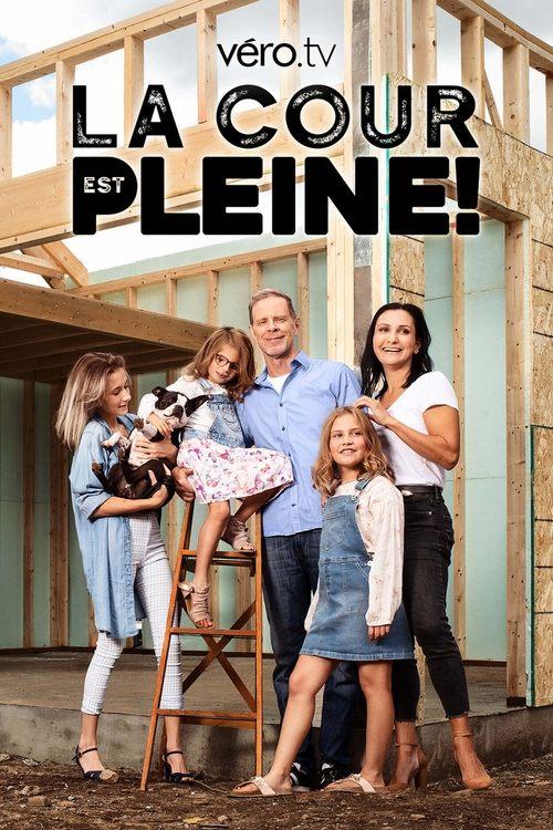 La cour est pleine! poster