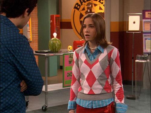 Drake & Josh Season 4 Episode 4 - Mindy Loves Josh