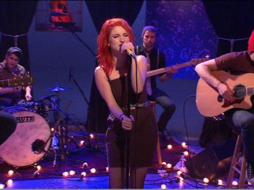 MTV Unplugged Season 20 Episode 6 - Paramore