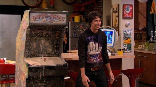 iCarly Season 2 Episode 2 - iStage an Intervention